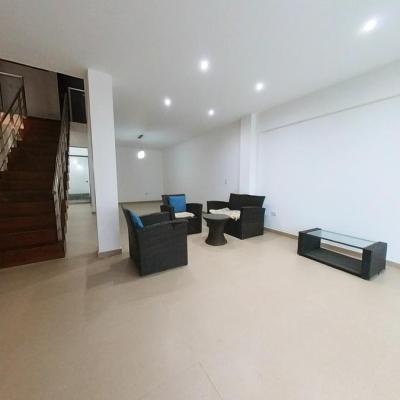 VENTA DE LINDA CASA EN PIMENTEL